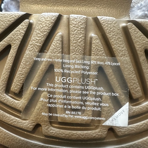 UGG Classic Twin Seam Platform Boot - Picture 11 of 14
